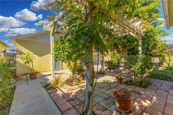 $814,999 | 7647 Pickering Avenue, Whittier, CA 90602