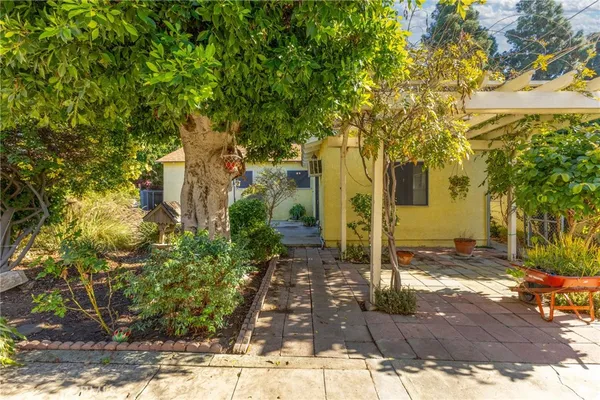 $814,999 | 7647 Pickering Avenue, Whittier, CA 90602