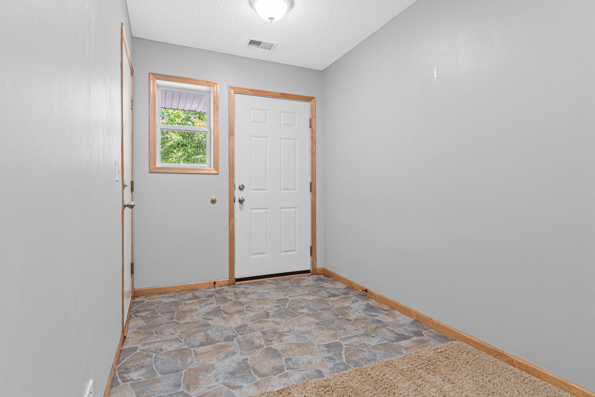 9457 Marshall Road Eden Prairie, MN 55347 - Photo 3 of 19