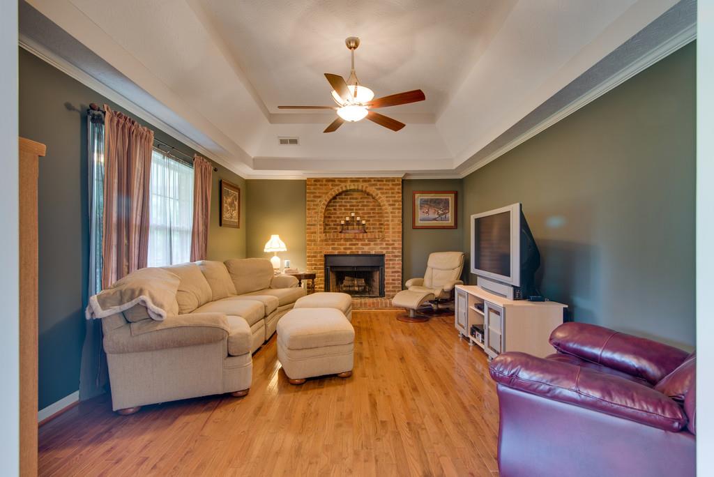 1537 Errel Dowlen Road Pleasant View, TN 37146 - Photo 8 of 25 Gallery Image 8
