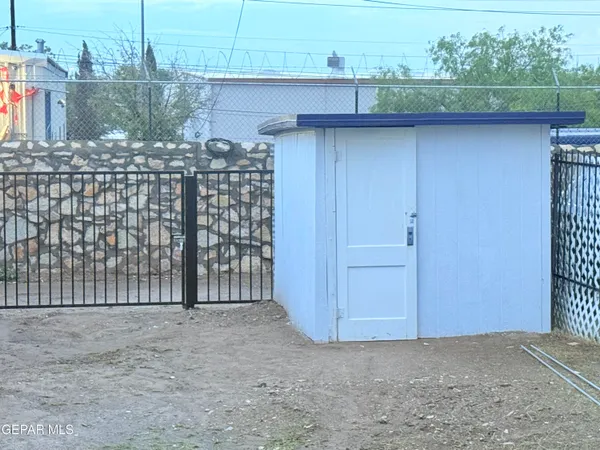 $140,000 | 5658 Dailey Avenue, El Paso, TX 79905