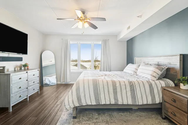 $375,000 | 390 Western Avenue, Unit 511, Des Plaines, IL 60016