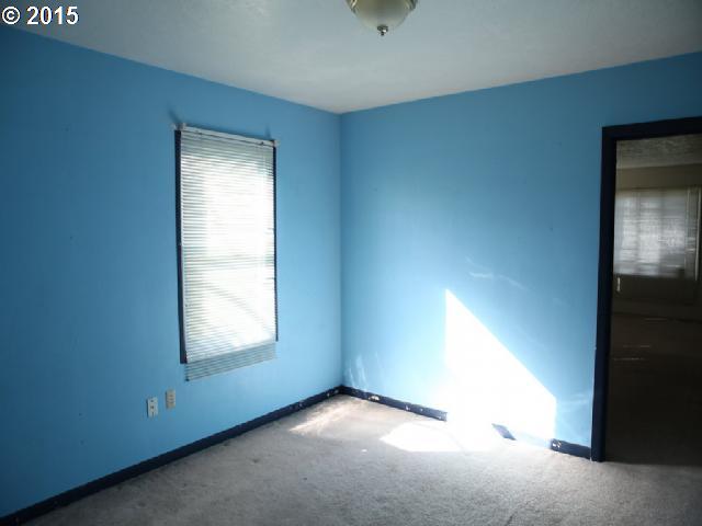 22305 Southwest Boones Ferry Road Tualatin, OR 97062 - Photo 8 of 16 Gallery Image 8