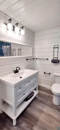 $1,250,000 | 3044 Big Bay Road, La Pointe, WI 54850