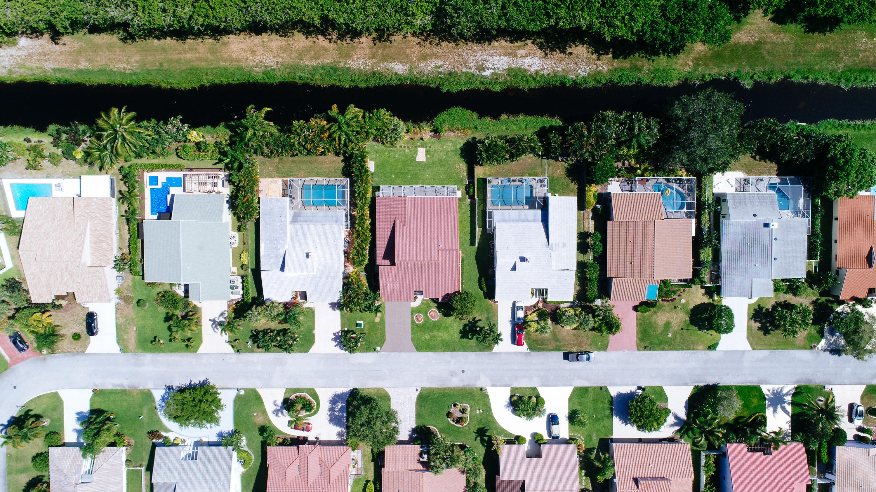 246 Northwest 69th Street Boca Raton, FL 33487 - Photo 4 of 15 Photo-19