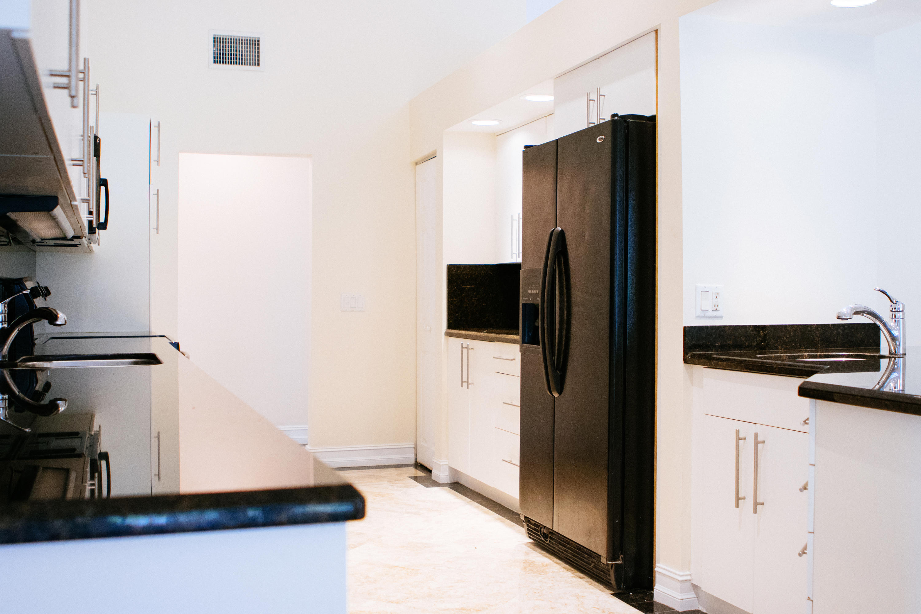 246 Northwest 69th Street Boca Raton, FL 33487 - Photo 10 of 15 Photo-5