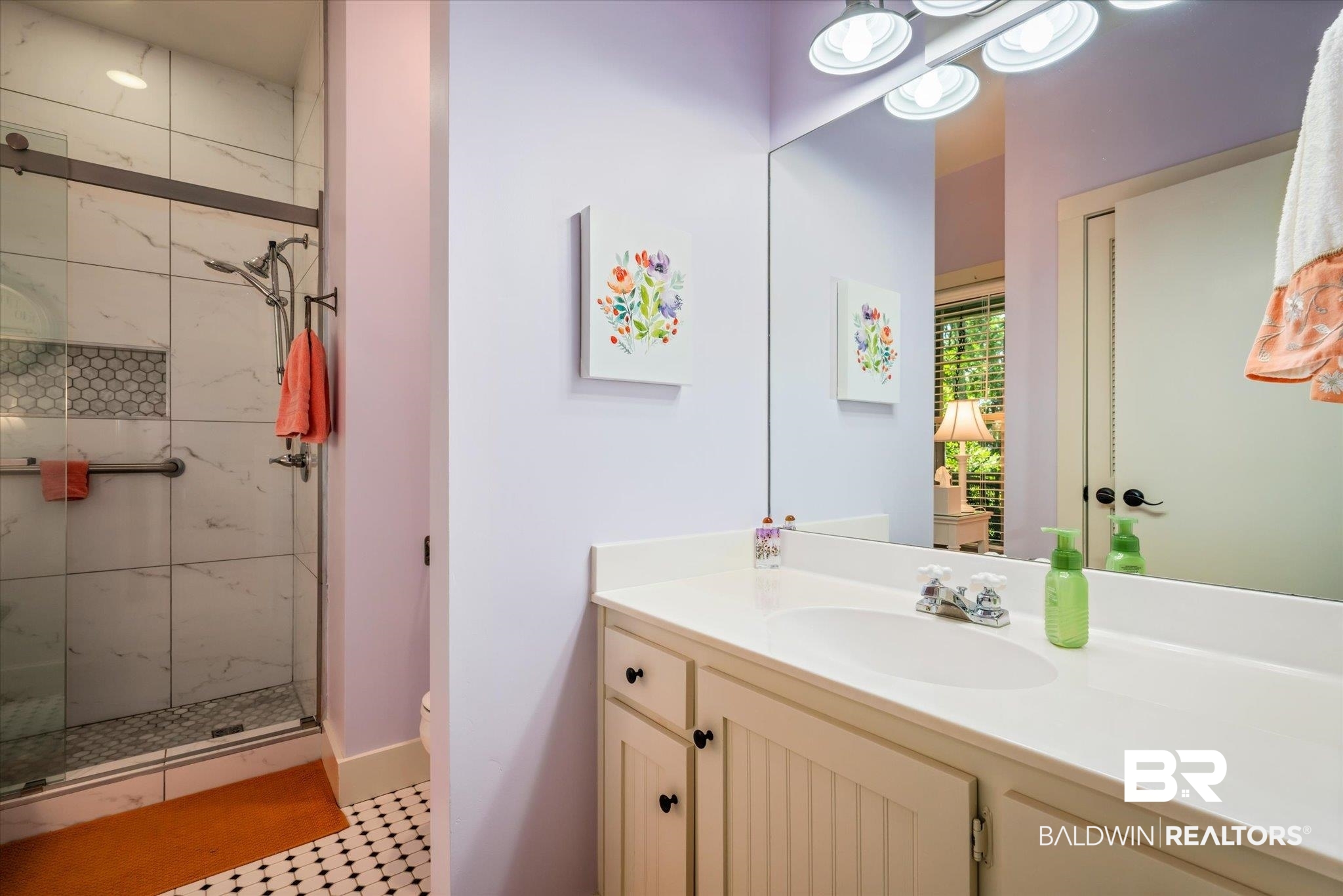 25773 Canal Road, Unit 27 Orange Beach, AL 36561 - Photo 17 of 50 En Suite Master Bath