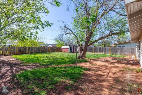 $2,200 | 2326 North Mockingbird Lane, Abilene, TX 79603