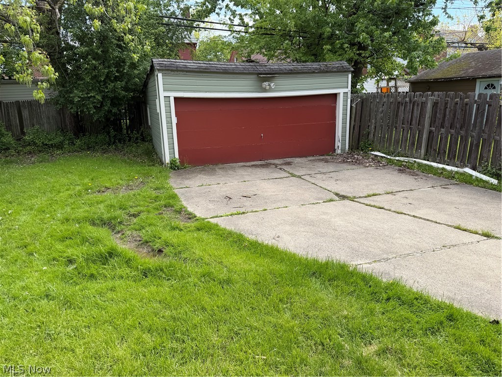 3568 Berkeley Road Cleveland Heights, OH 44118 - Photo 4 of 17 Gallery Image 4