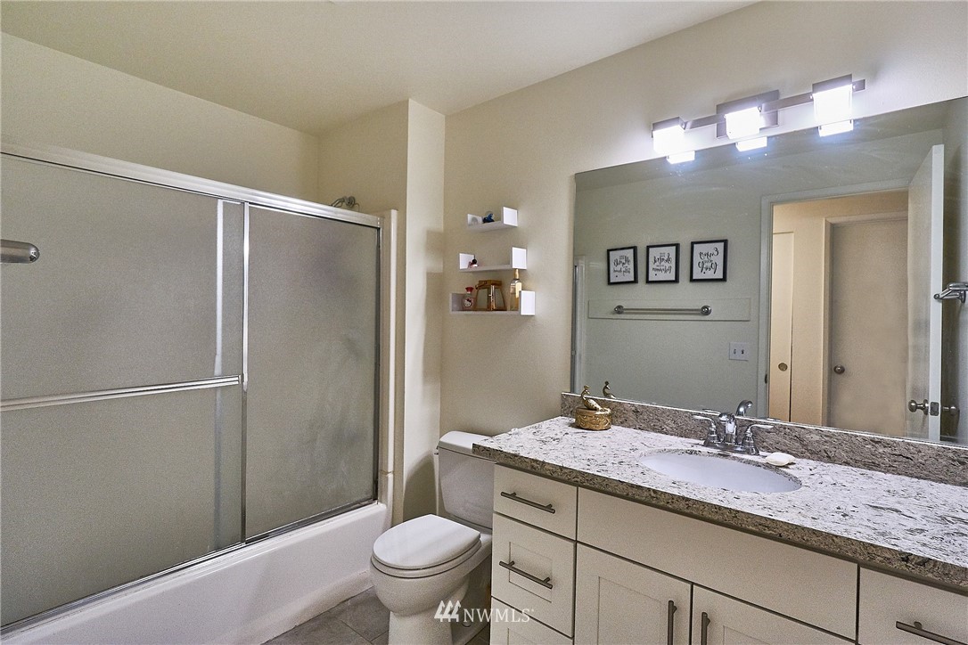 12711 Southeast 189th Street Renton, WA 98058 - Photo 14 of 24 Gallery Image 14