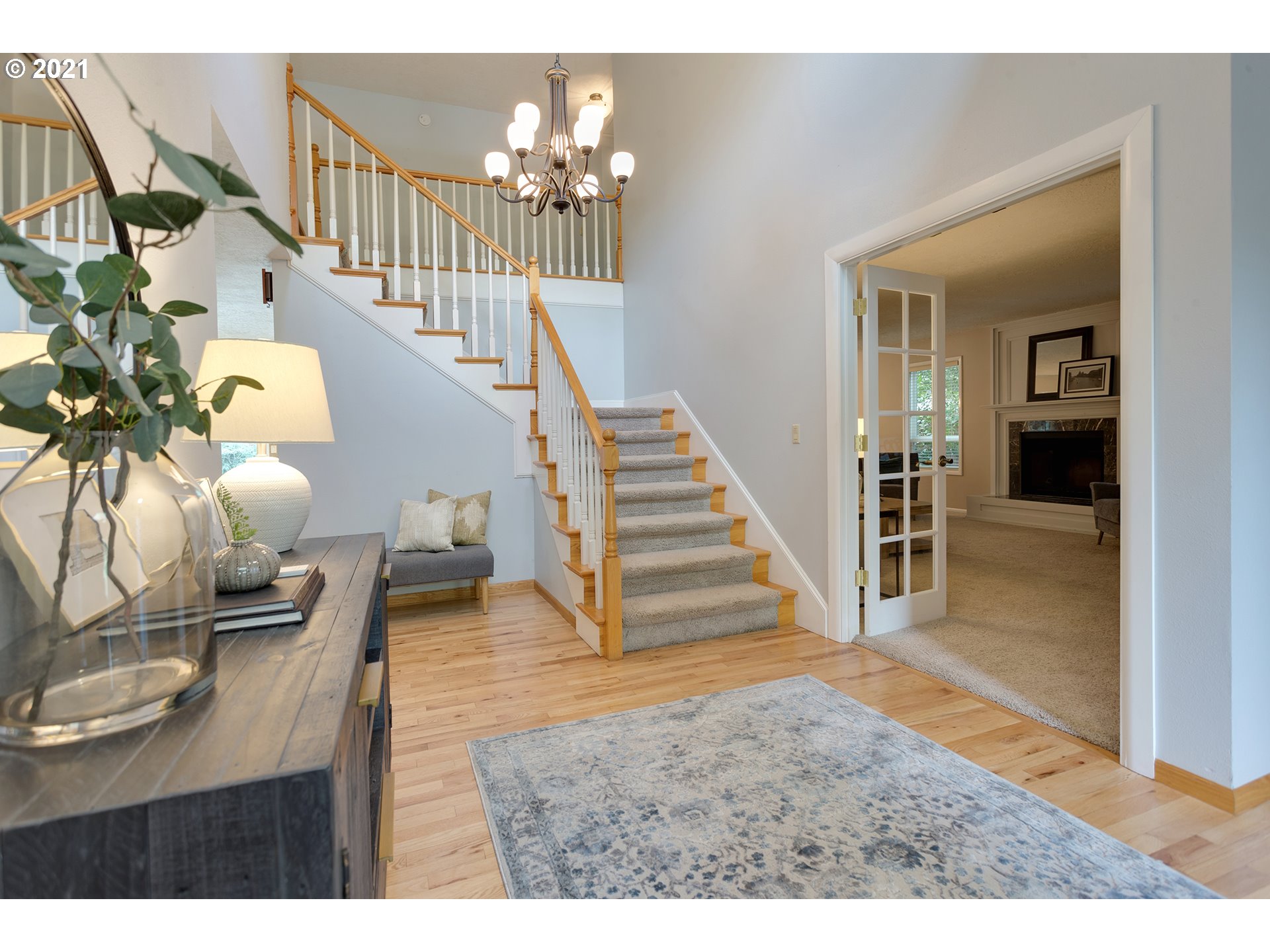 17439 Southwest Rivendell Drive Portland, OR 97224 - Photo 2 of 32 Gallery Image 2