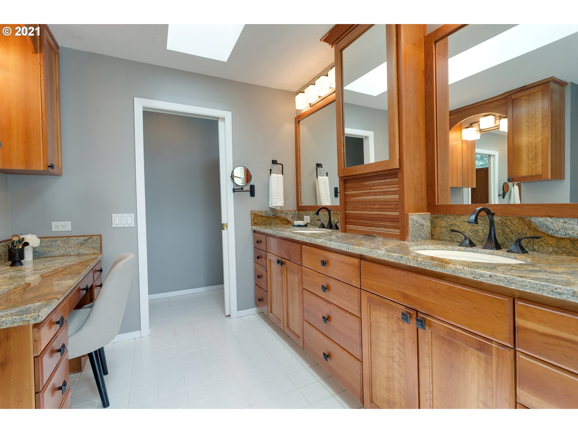 17439 Southwest Rivendell Drive Portland, OR 97224 - Photo 23 of 32 Gallery Image 23