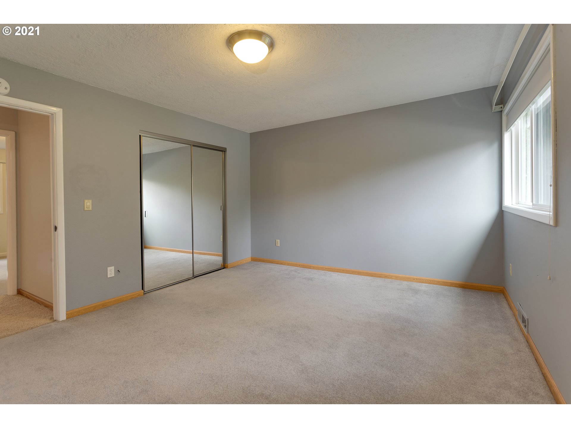 17439 Southwest Rivendell Drive Portland, OR 97224 - Photo 26 of 32 Gallery Image 26