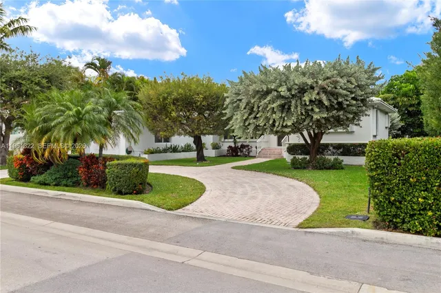 $13,900 | 1261 98th Street, Bay Harbor Islands, FL 33154