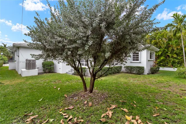 $13,900 | 1261 98th Street, Bay Harbor Islands, FL 33154