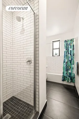 $599,000 | 221 East 18th Street, Unit 5A | Prospect Park South