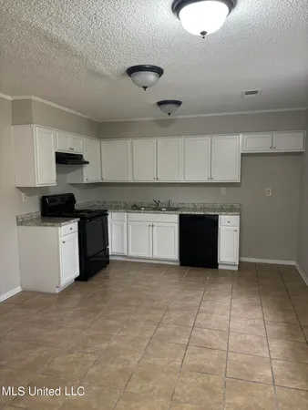 $1,295 | 5840 Gray Cove, Horn Lake, MS 38637