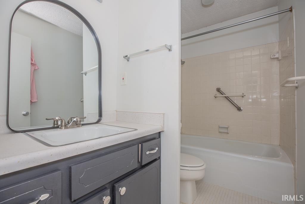 1100 Erie Avenue, Unit 802 Evansville, IN 47715 - Photo 11 of 30