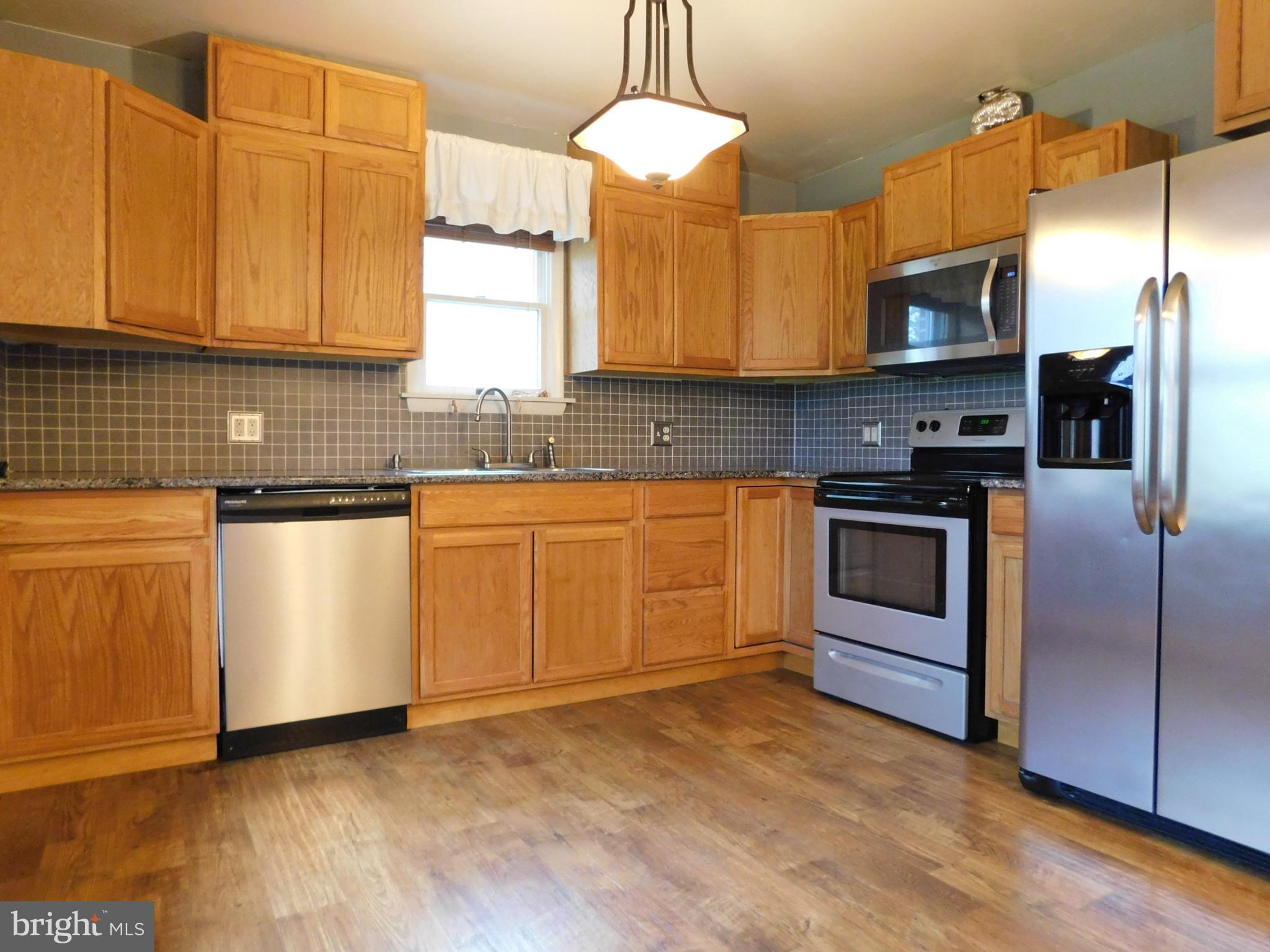 13166 Welty Road Waynesboro, PA 17268 - Photo 4 of 20 Kitchen