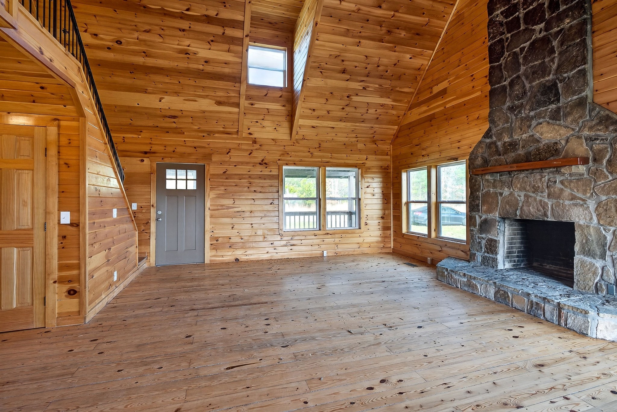 6425 Plateau Road Crossville, TN 38571 - Photo 5 of 42 a view of an empty room with a fireplace