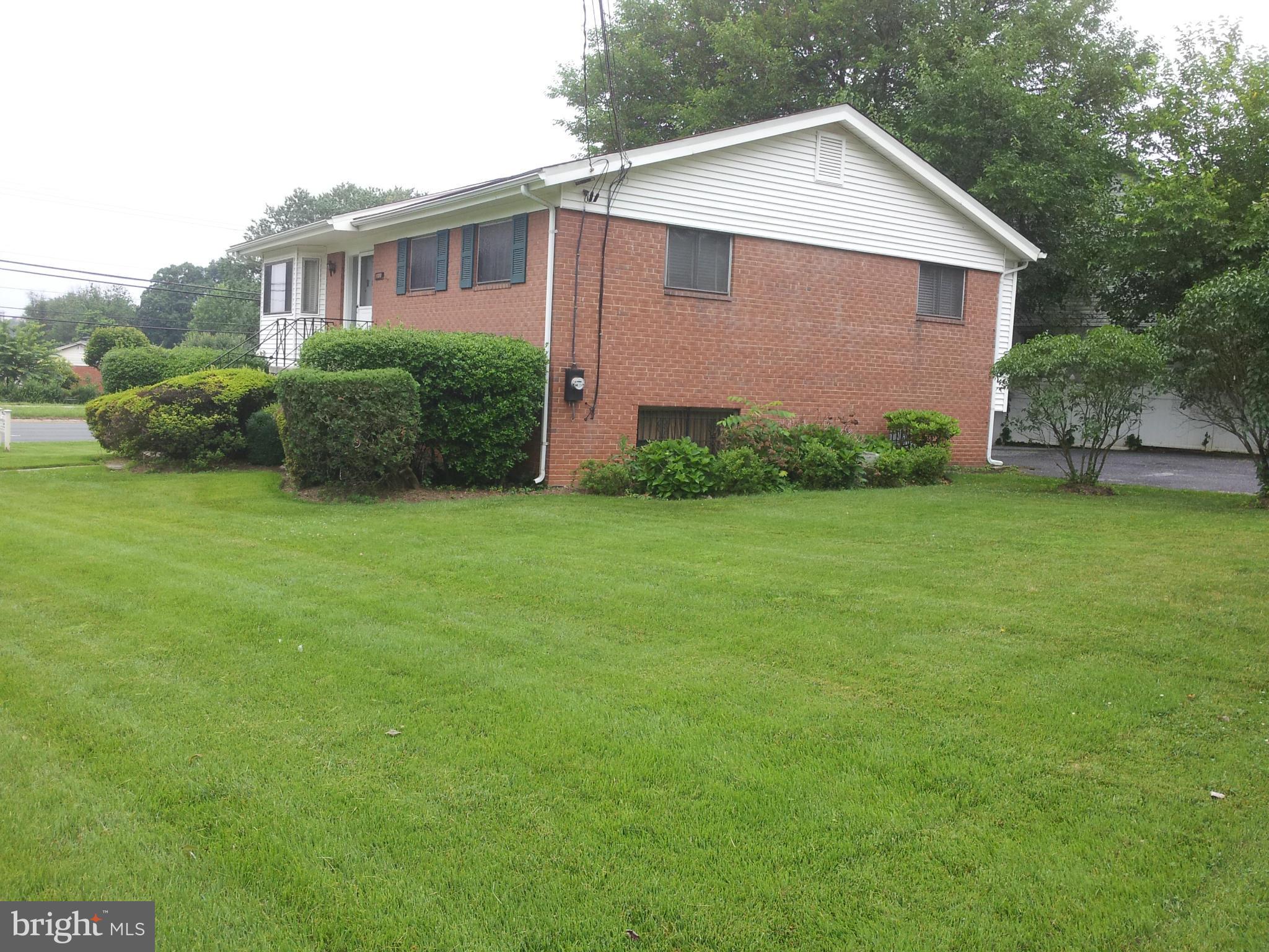 11100 Markwood Drive Silver Spring, MD 20902 - Photo 8 of 8 Exterior (General)