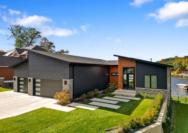 $1,995,000 | 7234 Bentwood Trail, Kalamazoo, MI 49009