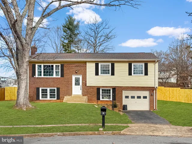 $575,000 | 4717 Lehigh Court, Woodbridge, VA 22193