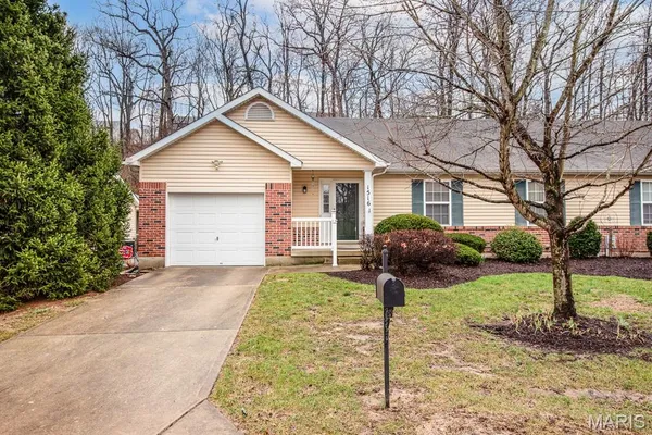 $267,100 | 1516 Cassie Court, High Ridge, MO 63049