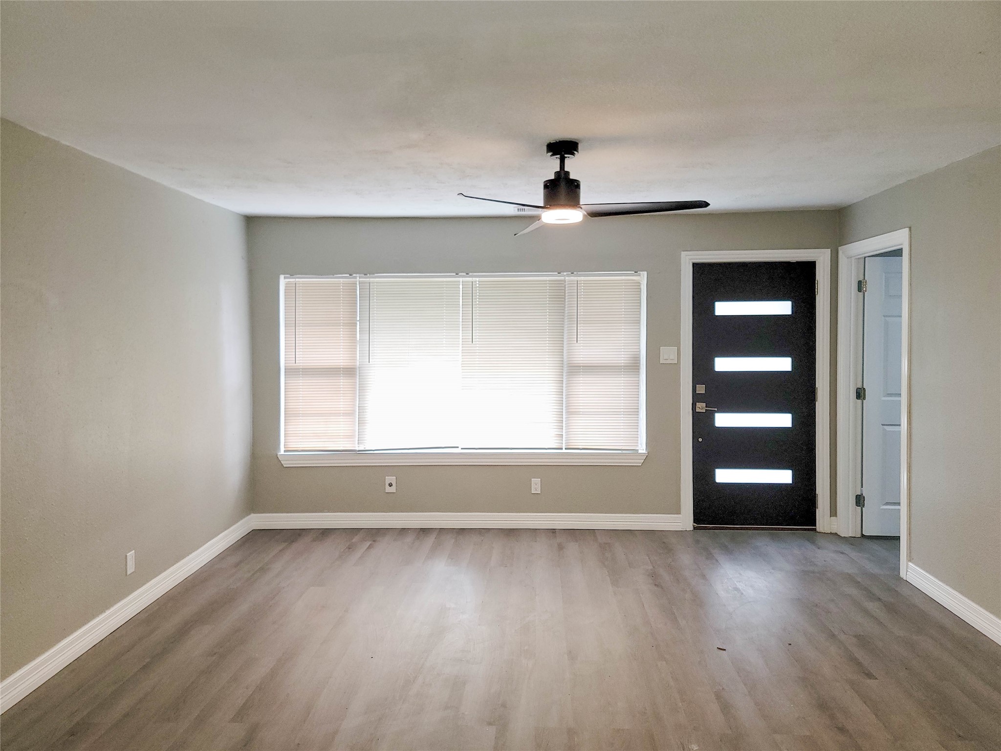 3911 Alice Street, Unit A Houston, TX 77021 - Photo 10 of 25 Gallery Image 10