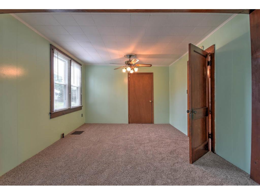 1423 Island Road, Unit 3 Bristol, VA 24201 - Photo 17 of 35 Photo 17
