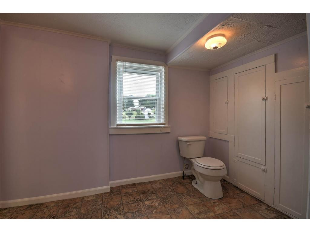 1423 Island Road, Unit 3 Bristol, VA 24201 - Photo 20 of 35 Photo 20