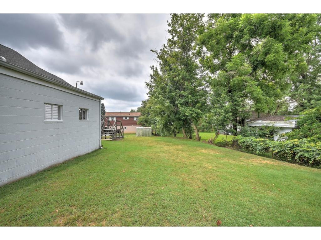 1423 Island Road, Unit 3 Bristol, VA 24201 - Photo 33 of 35 Photo 33