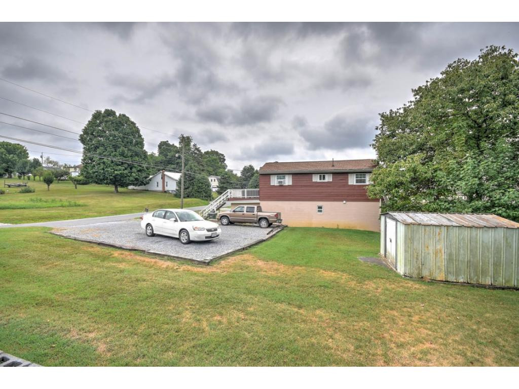1423 Island Road, Unit 3 Bristol, VA 24201 - Photo 35 of 35 Photo 35
