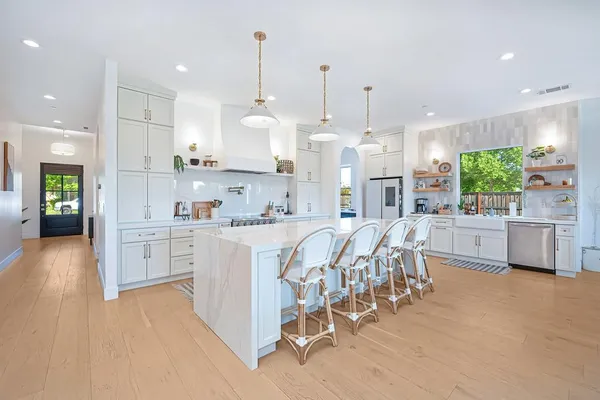 $975,000 | 127 Fuller Lane, Lincoln, CA 95648