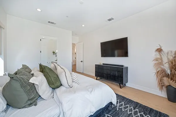 $975,000 | 127 Fuller Lane, Lincoln, CA 95648