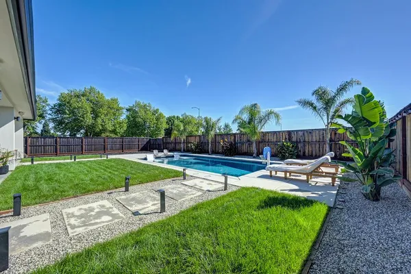 $975,000 | 127 Fuller Lane, Lincoln, CA 95648