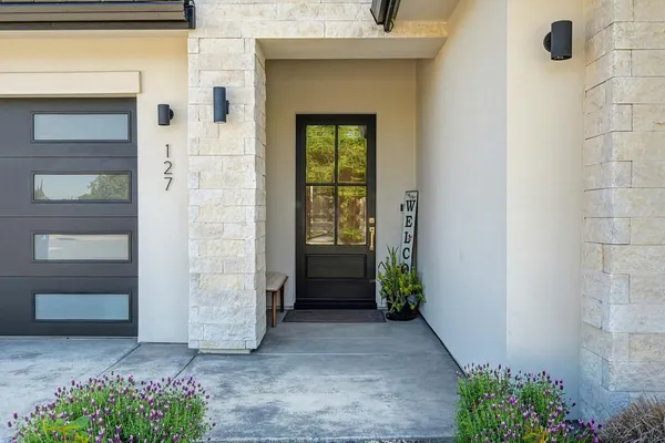 $975,000 | 127 Fuller Lane, Lincoln, CA 95648