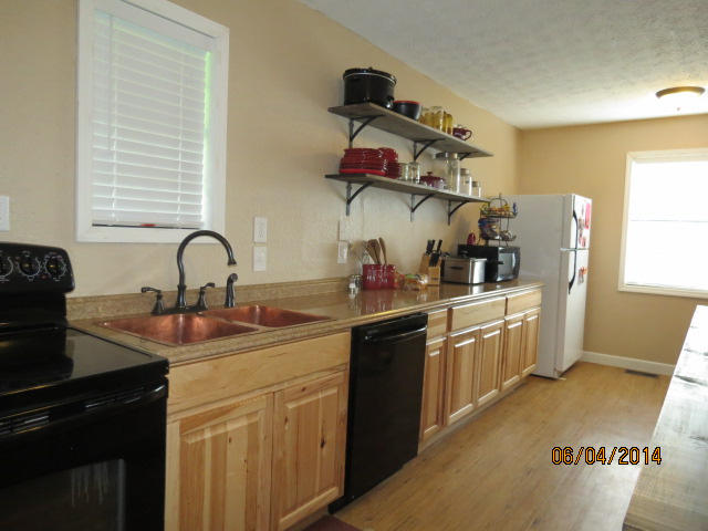 516 Johnson Road Oliver Springs, TN 37840 - Photo 15 of 21 IMG_0009