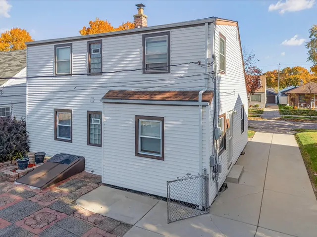 $315,000 | 3435 South 2nd Street, Milwaukee, WI 53207