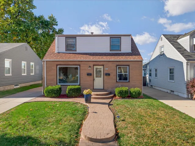 $315,000 | 3435 South 2nd Street, Milwaukee, WI 53207