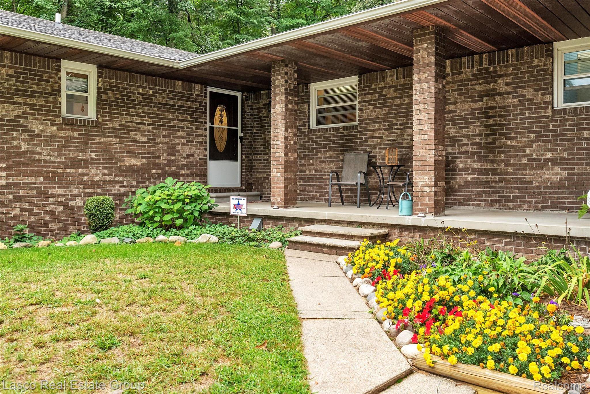 10237 Plank Road Maybee, MI 48159 - Photo 3 of 52 Gallery Image 3