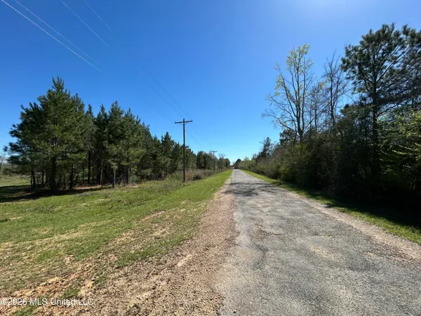 $525,000 | 1009 Chance Road, Centreville, MS 39631