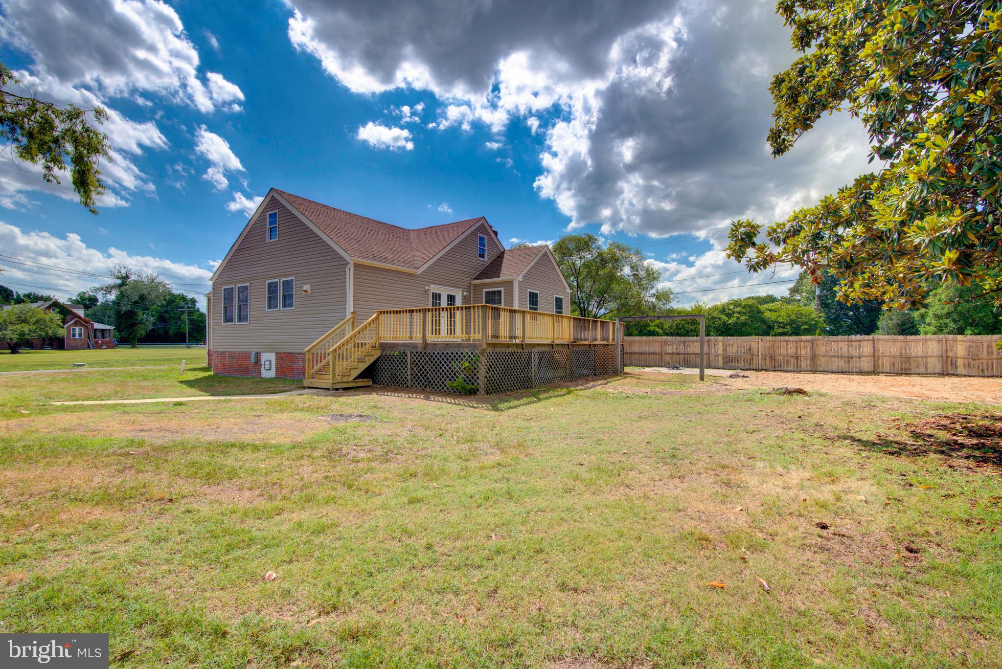 20532 Ridge Road Colonial Beach, VA 22443 - Photo 3 of 61 Gallery Image 3