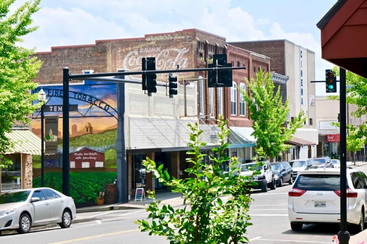 503 West 4th Avenue Springfield, TN 37172 - Photo 32 of 32 a car parked in front of a house