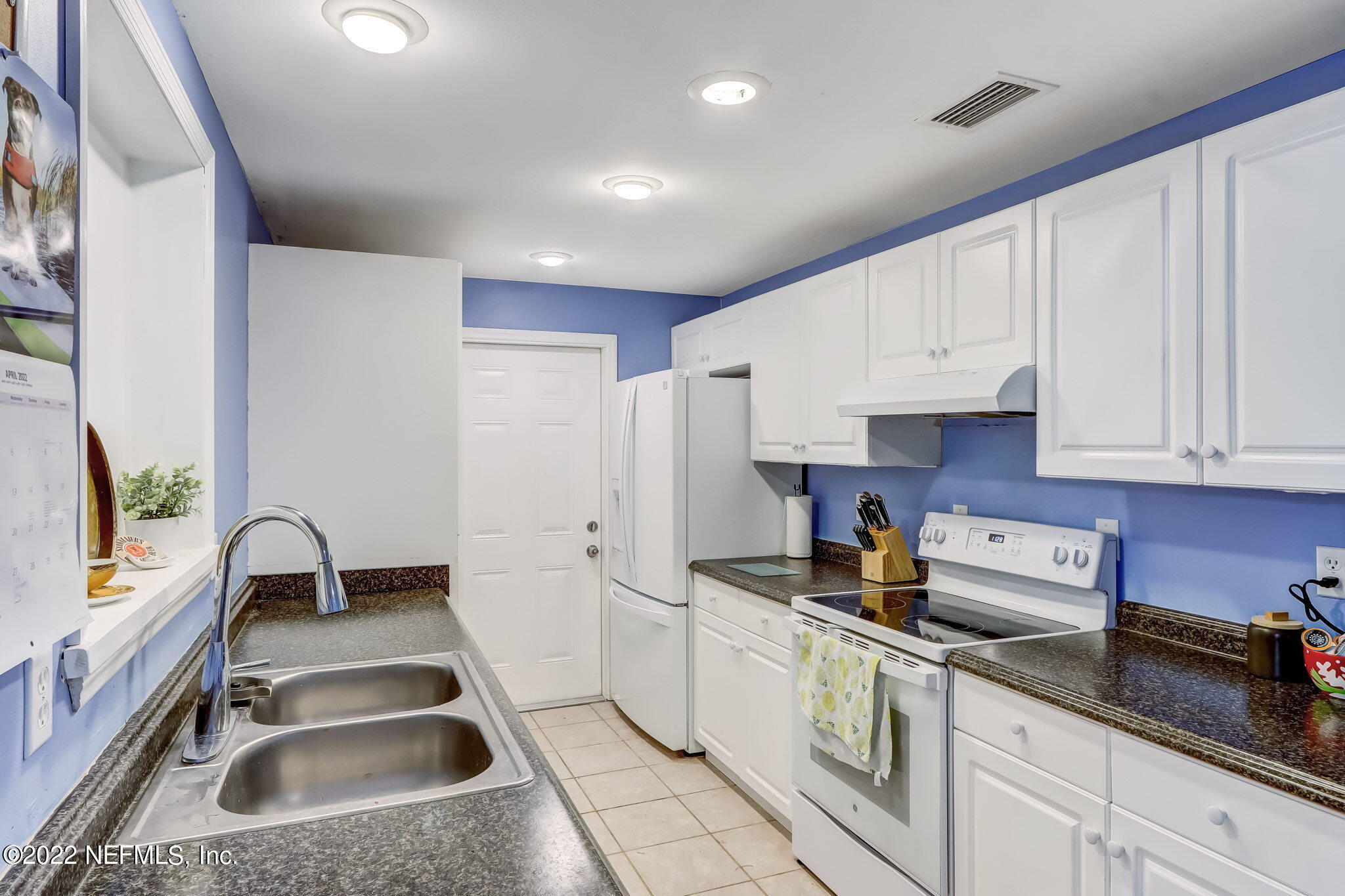 282 Almansa Road St. Augustine, FL 32086 - Photo 13 of 34 Kitchen 5