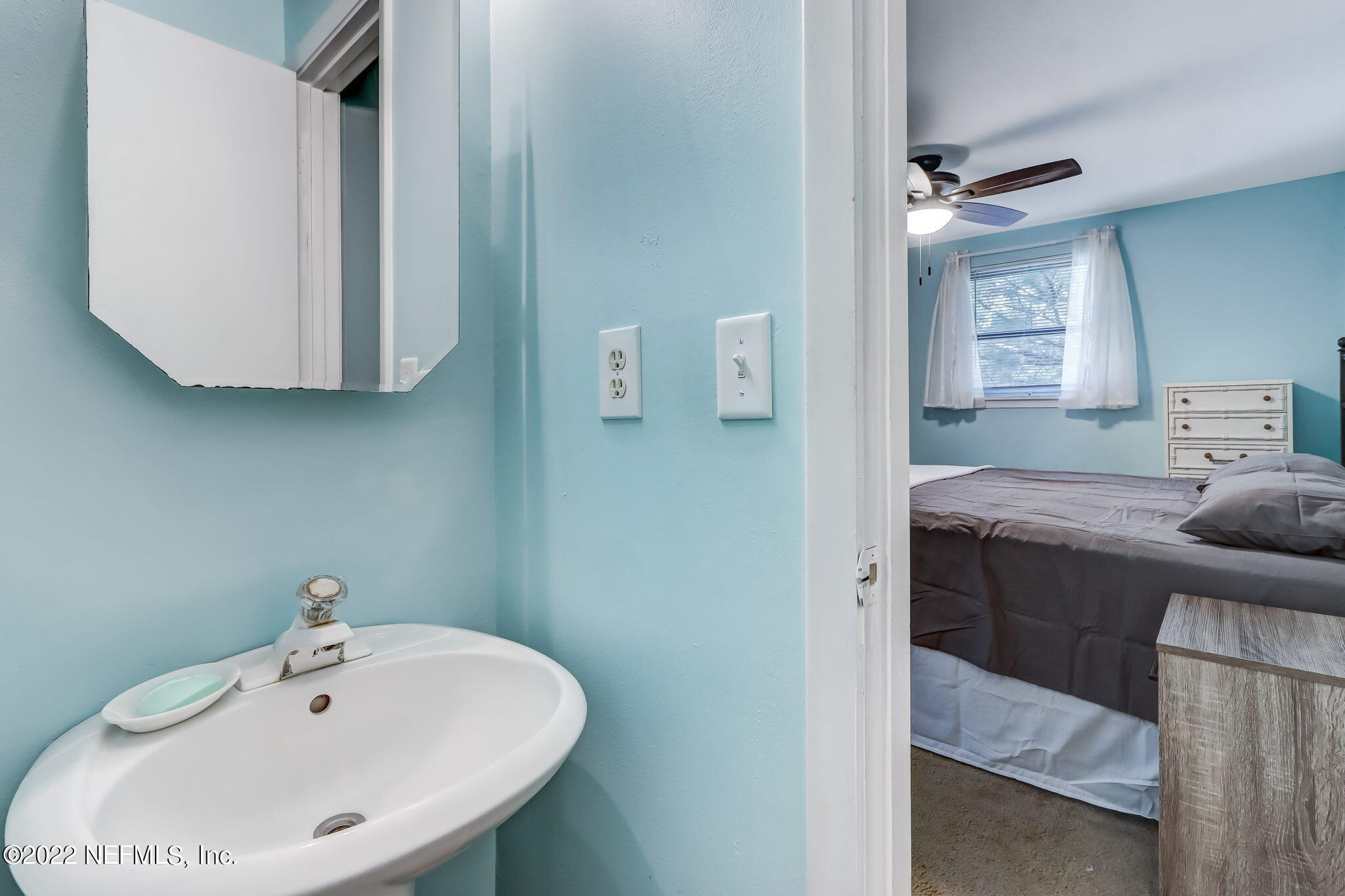 282 Almansa Road St. Augustine, FL 32086 - Photo 22 of 34 Master 1/2 Bath