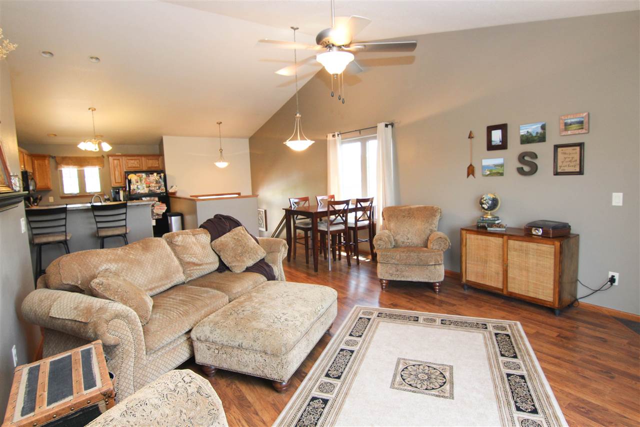 116 Bailey Park Road Williamsburg, IA 52361 - Photo 7 of 25 Gallery Image 7