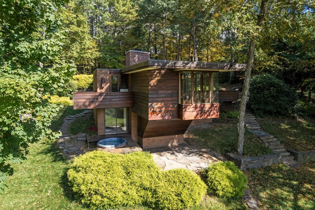 9 Drummer Hill Road Leverett, MA 01054 - Photo 3 of 42 Gallery Image 3