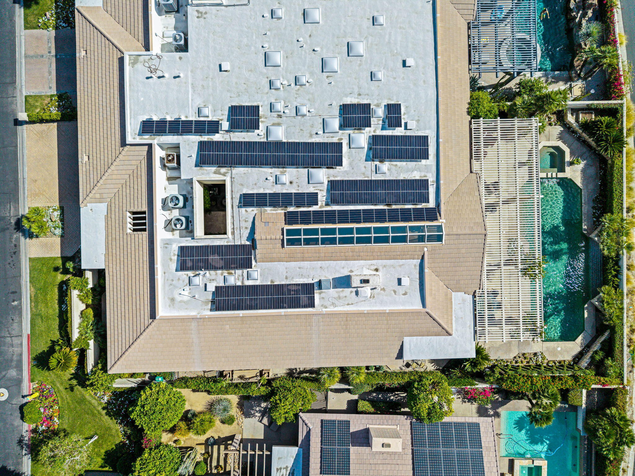 74 Mayfair Drive Rancho Mirage, CA 92270 - Photo 63 of 64 Owned Solar panels