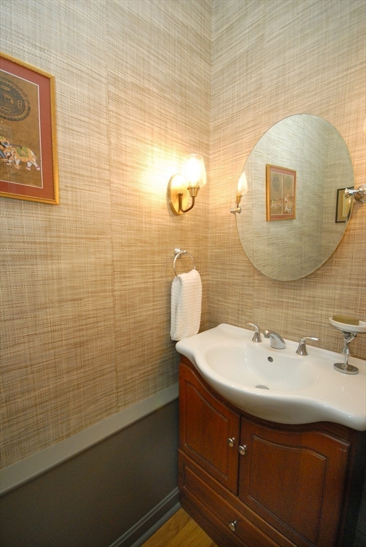100 Keyes Road, Unit 305 Concord, MA 01742 - Photo 20 of 27 Gallery Image 20